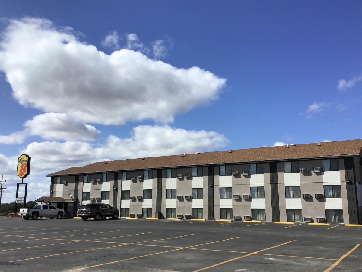 Super 8 By Wyndham Miles City Extérieur photo